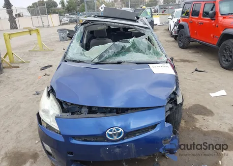 2010 Toyota Prius Iii z USA, uszkodzony, nr VIN JTDKN3DU3A1168350